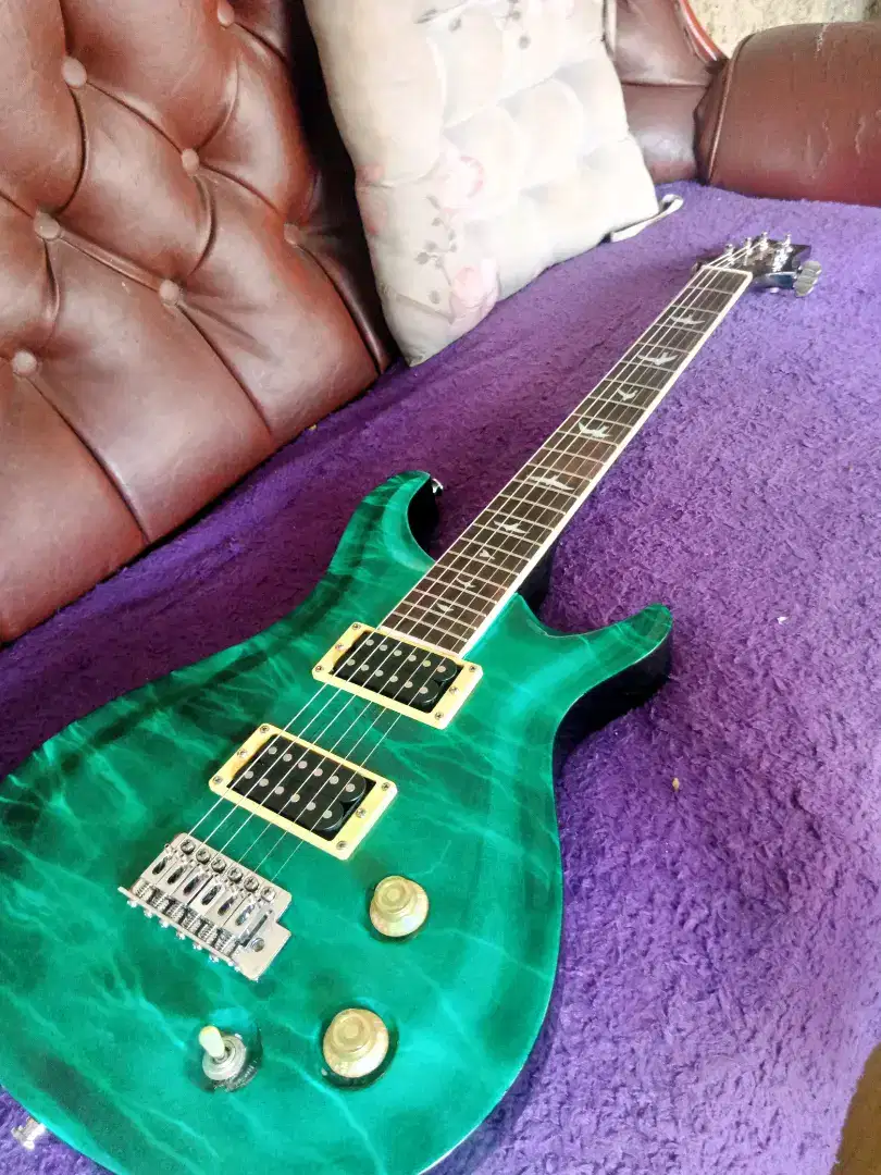 gitar listrik PRS