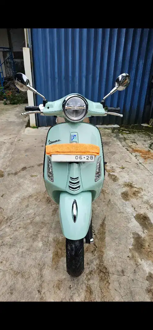 Vespa Primavera IGET 2023 Like new terima TT