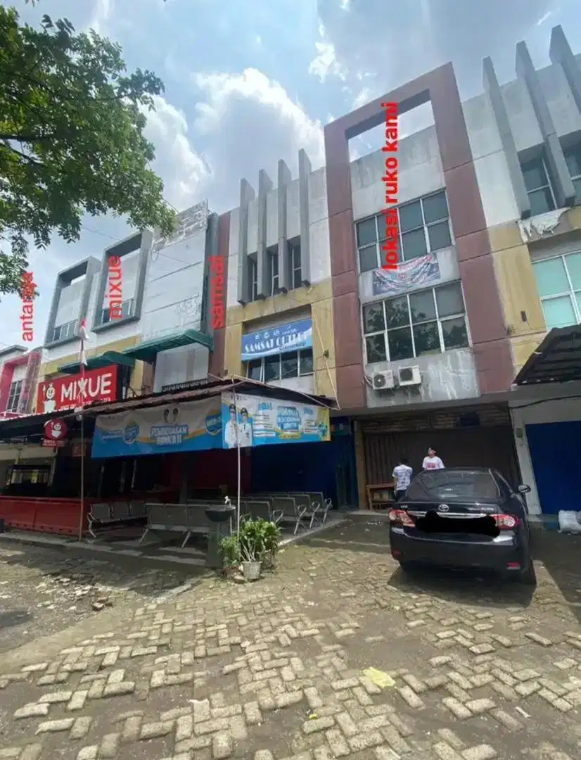 DISEWAKAN RUKO 3LT SEBELAH SAMSAT CITEUREUP GRAND SQUARE CIBINONG