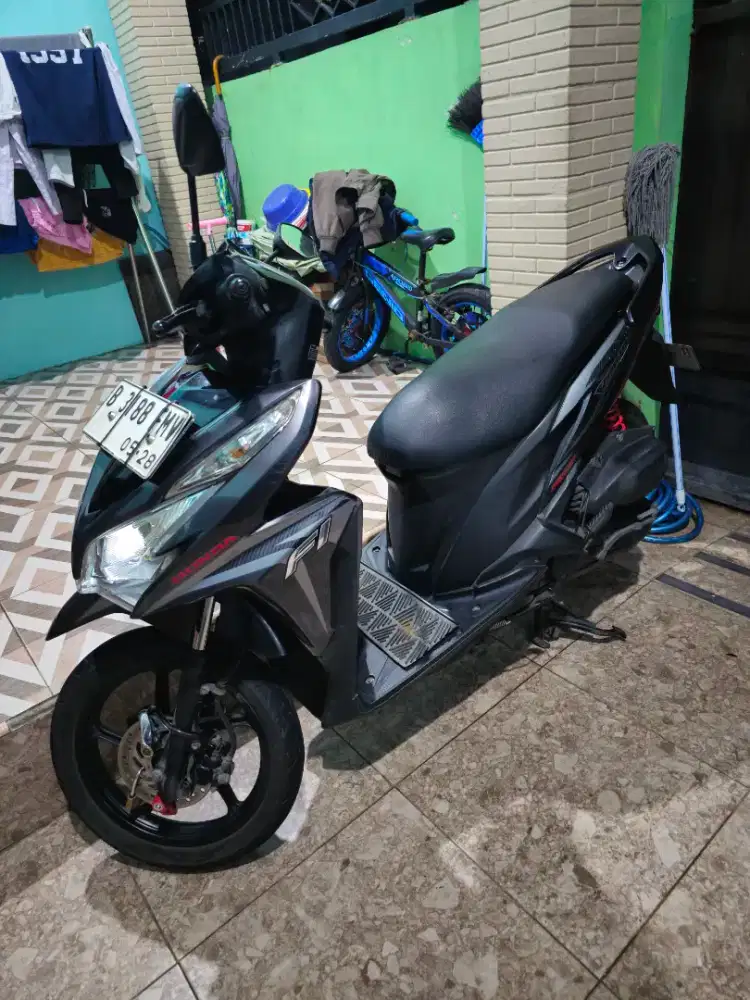 Honda vario 2013 hitam