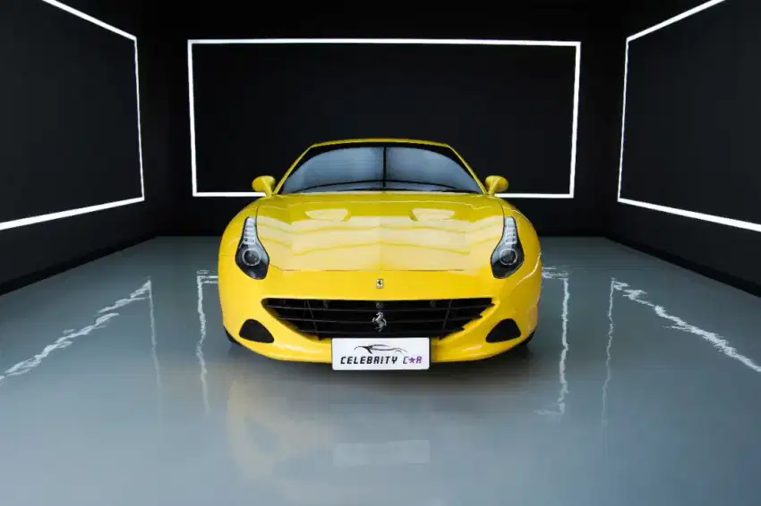Ferrari California 3.8T V8 Giallo Modena Yellow
