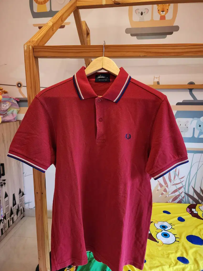 Poloshirt Fred Perry Merah