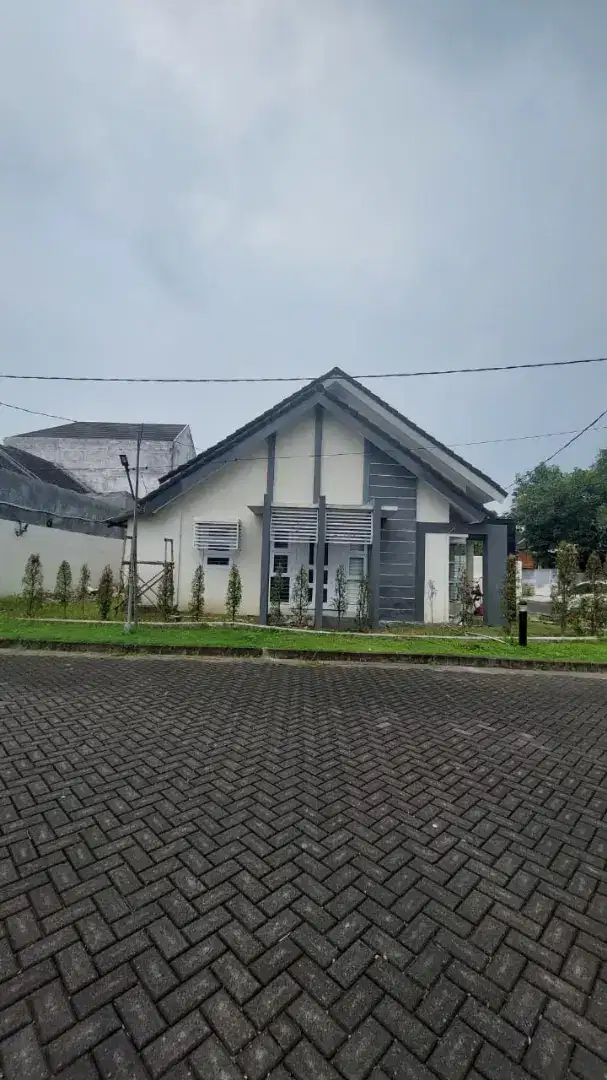 Dijual rumah minimalis puri Safira menganti
