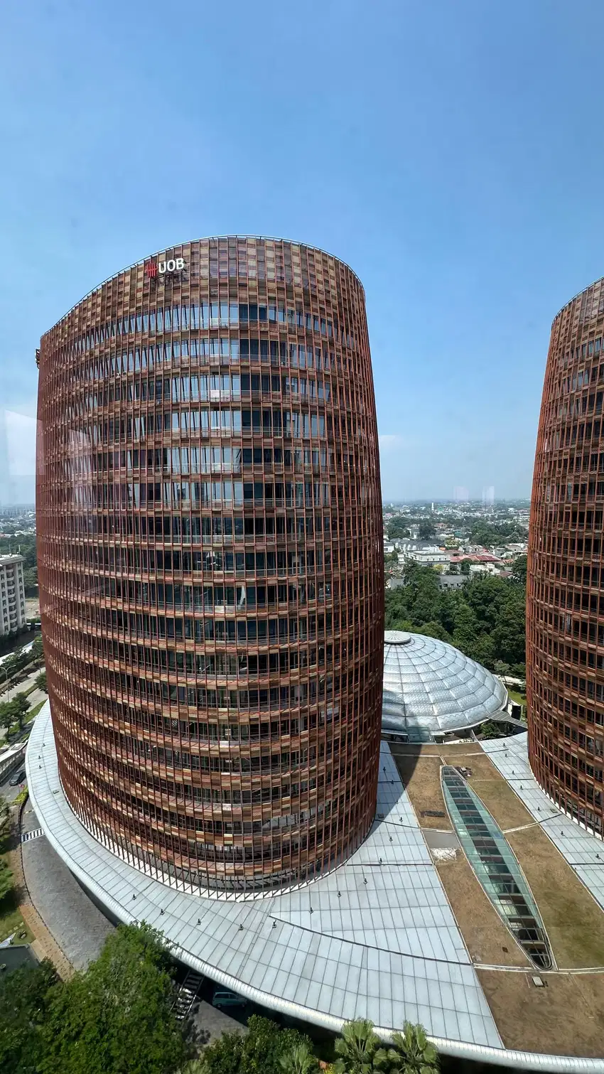 Disewakan kantor di kawasan bisnis Jakarta Selatan luasnya hampir 2000