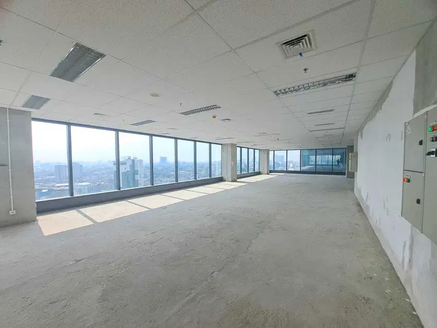 Sewa Kantor 1 Lt Full 1134 m2 di Midpoint Place, Bisa Request Furnish