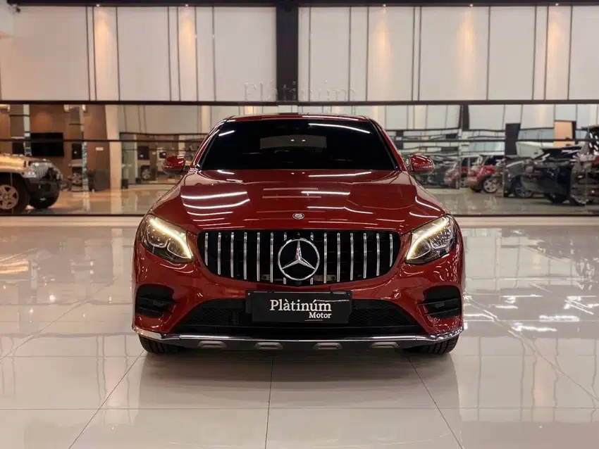 MERCEDES BENZ GLC 300 COUPE 4MATIC Red Merah