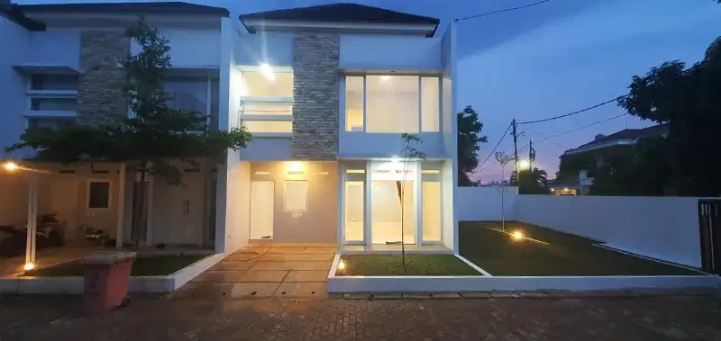 Cluster Minimalis Hook Tinggal 1 Unit Startegis di Deplu Kreo  TangSel