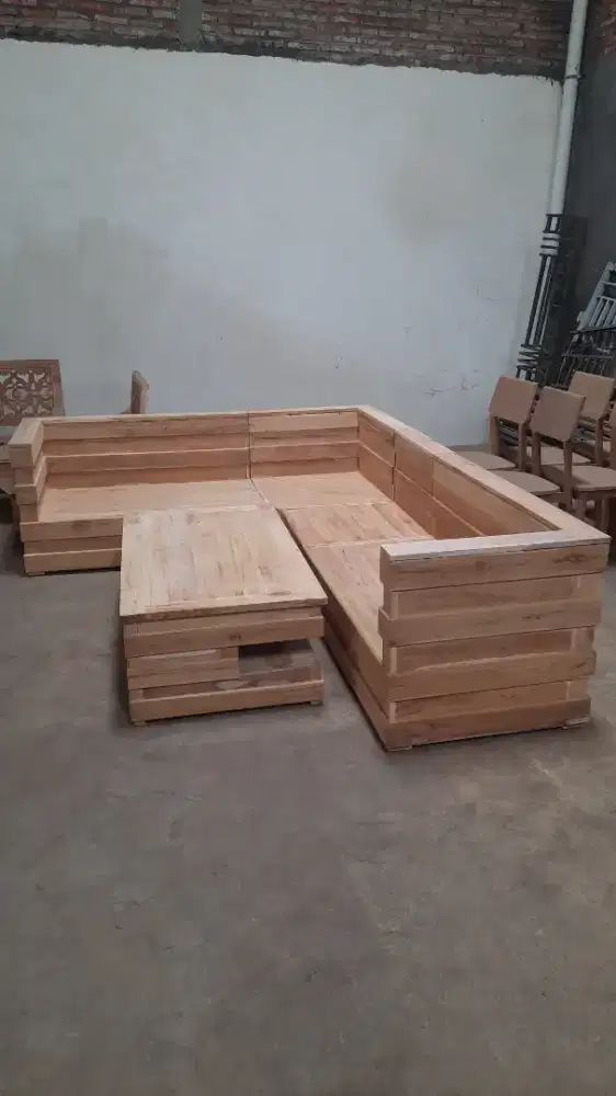 Kursi Sudut box jumbo abangan