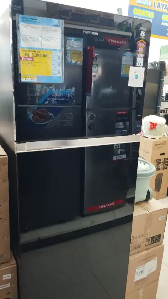 Kulkas Polytron 260 L 140 watt