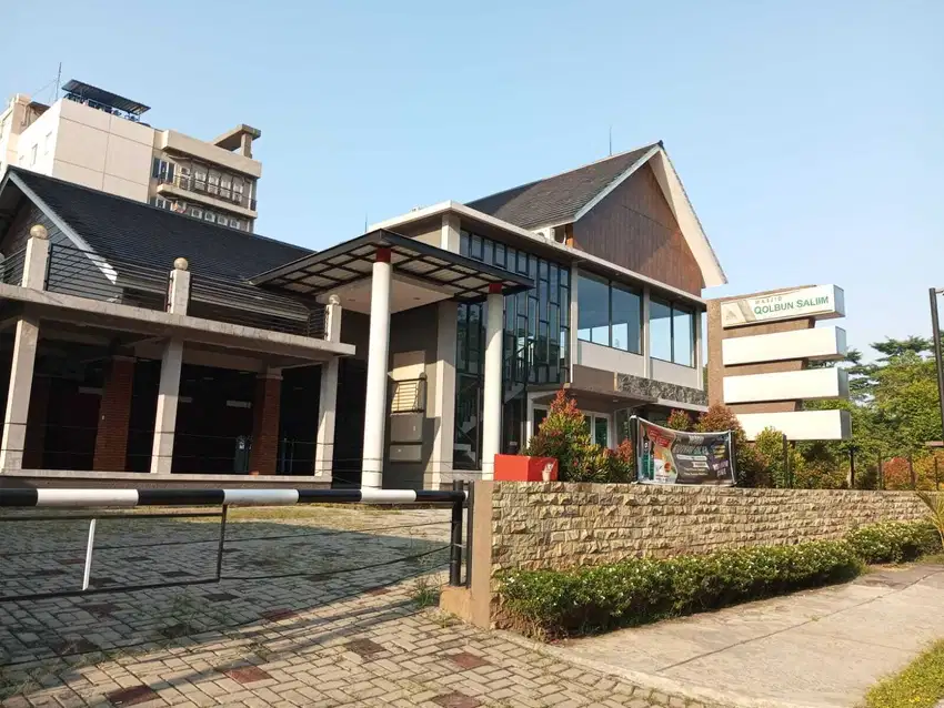 Tanah & Bangunan Dijual di BSD Luas 1.757 m² dengan Fasilitas Lengkap