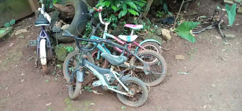 Sepeda anak 4 unit lipat
