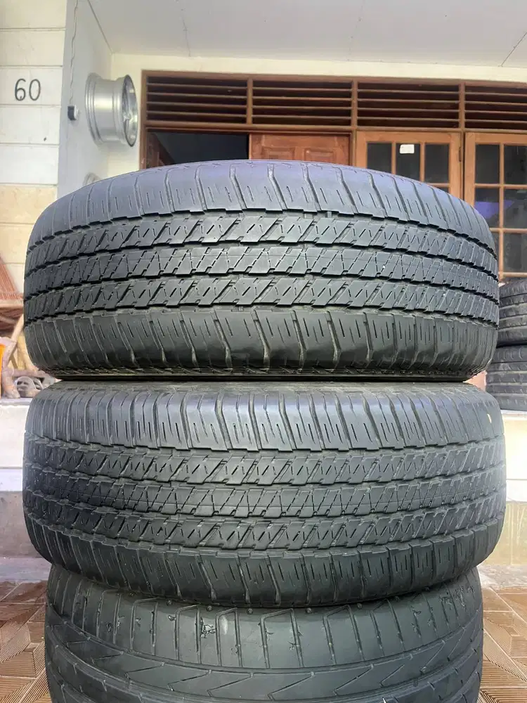 Ban Bridgestone Dueler H\T  265 60 r18 2Pcs