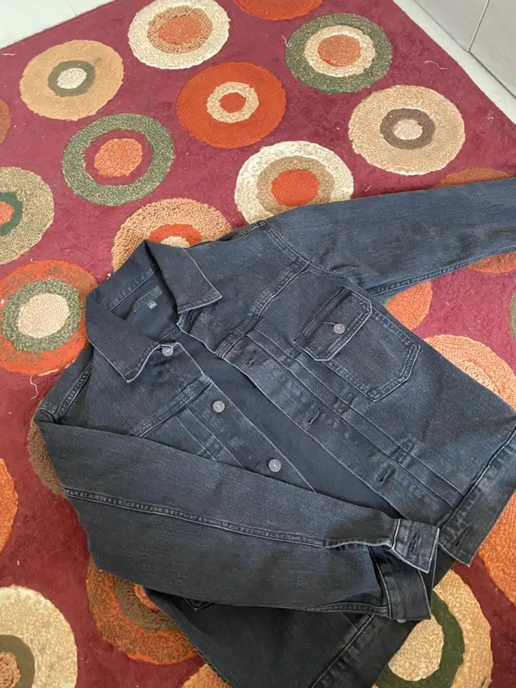 Jaket denim jeans hitam panjang ori UNIQLO size S