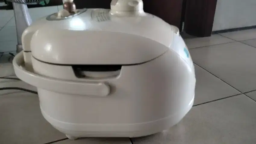 Ricecooker cuckoo CRP-A1010F 1,8 L