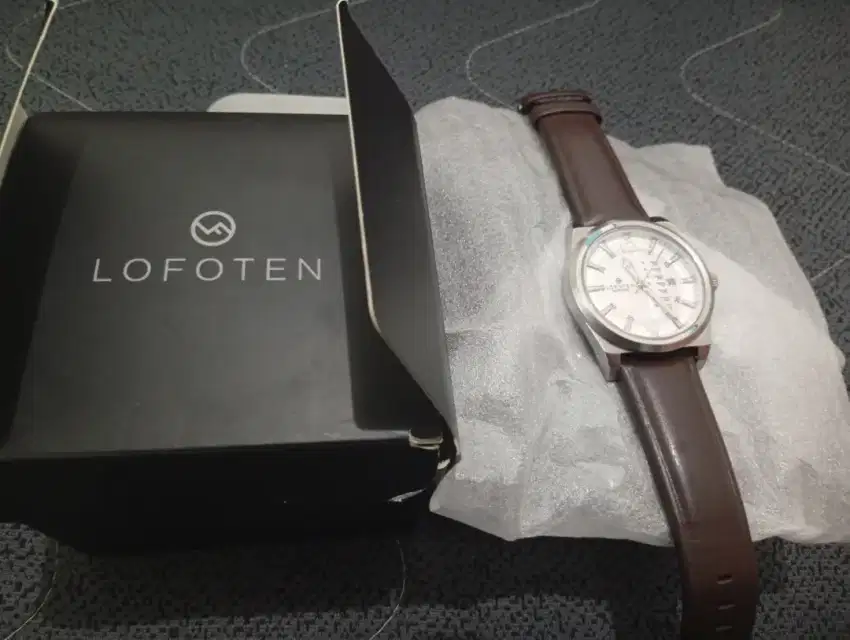 Jam Tangan New dan Bekas ada