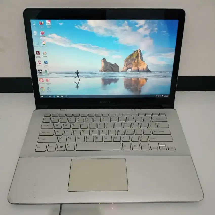 SONY VAIO i7 12GB Dual VGA NVIDIA GForce GT735 Laptop Gaming Rendering