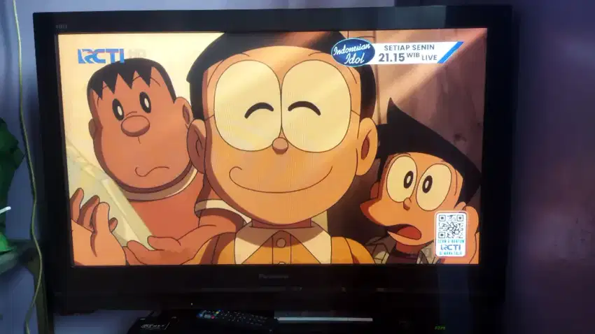 TV LCD 42 PANASONIC TH-42PV8H