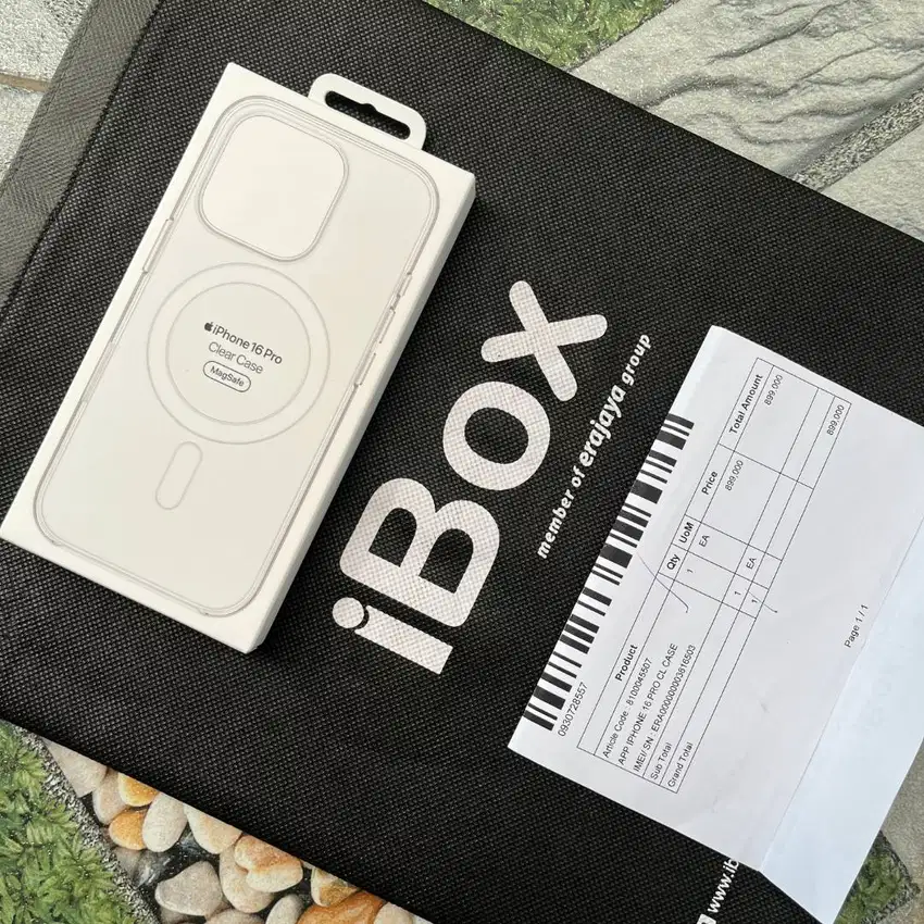 iBox Apple iPhone 16 Pro Clear Case with MagSafe