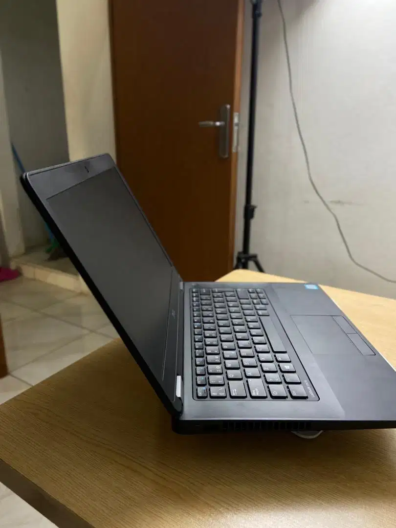 DELL LATITUDE E5470 i5 Gen6