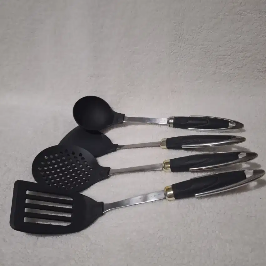 4 pcs Spatula tahan panas
