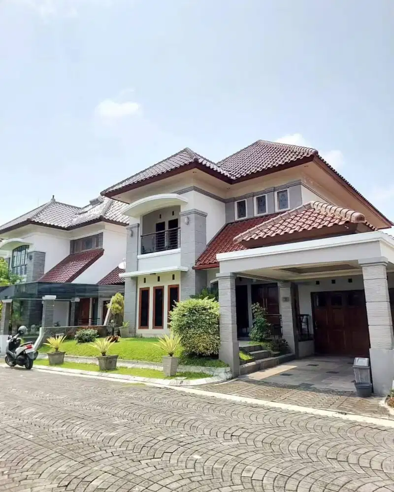 Dijual Rumah Mewah Terawat di Perumahan Merapi View