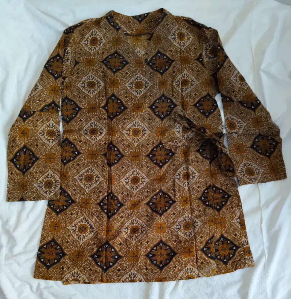 Baju Batik Wanita