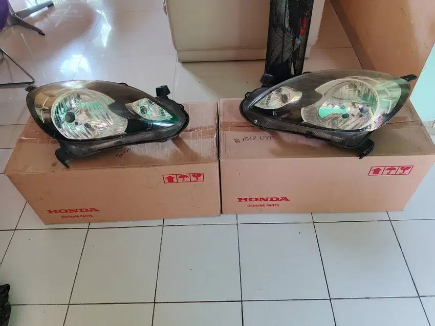 Jual Headlamp Head Lamp Mobilio 1 set kiri dan kanan