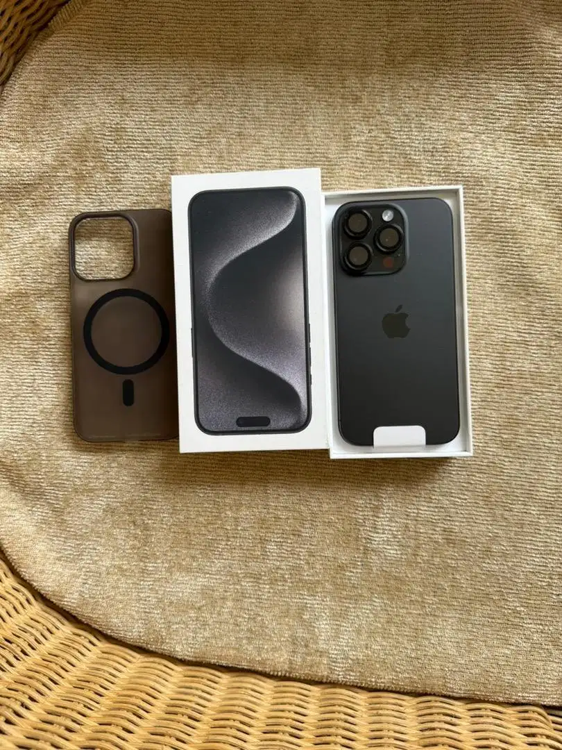 Iphone 15 Pro Black Titanium IBOX 128gb Like New