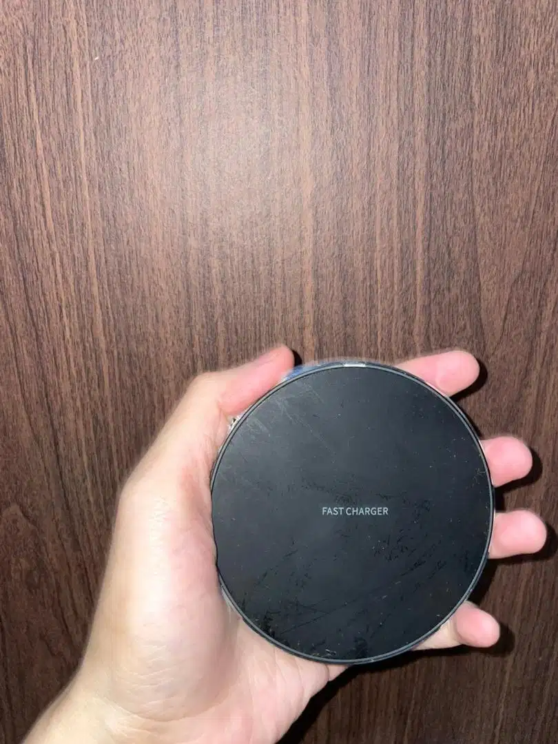 Wireless Charger Fast Charging Amino IOS & Android