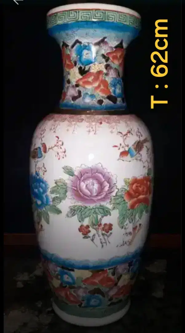 GUCI KERAMIK CANTIK
