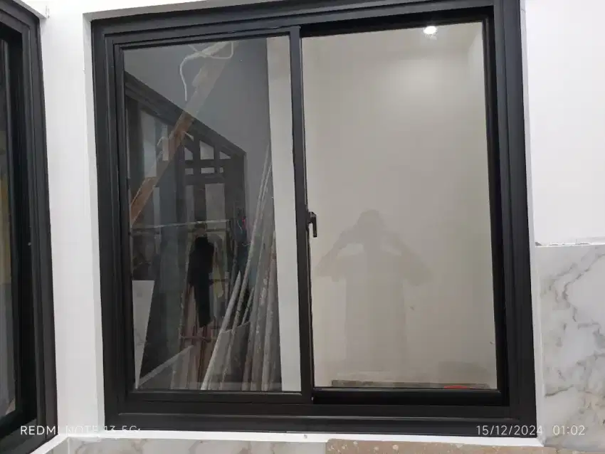 Aluminium dan kaca