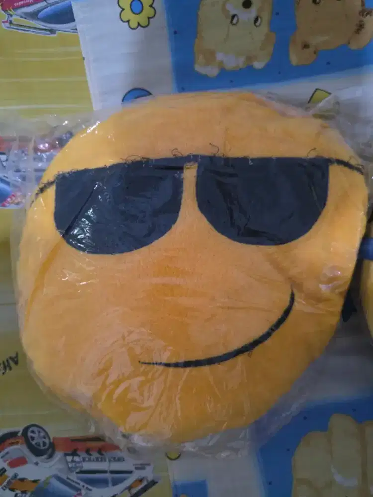 Boneka minion + emotion free boneka kecil