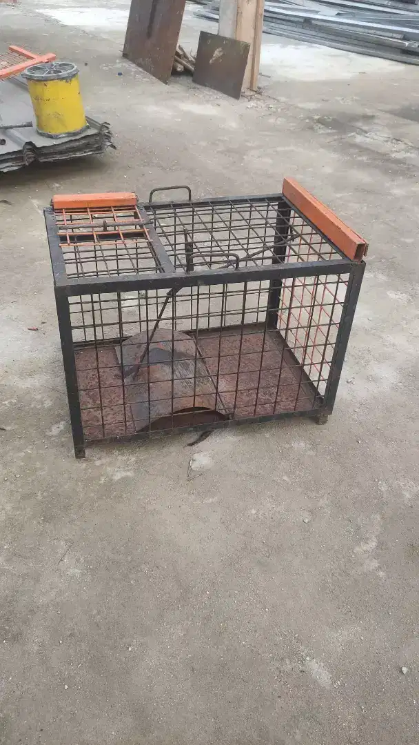 KANDANG KUCING/MUSANG/BURUNG/SINGA/KORUPTOR