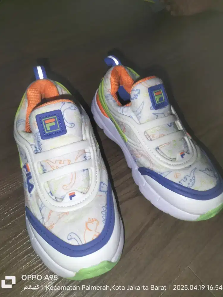 Sepatu Anak Laki ² Brand Fila