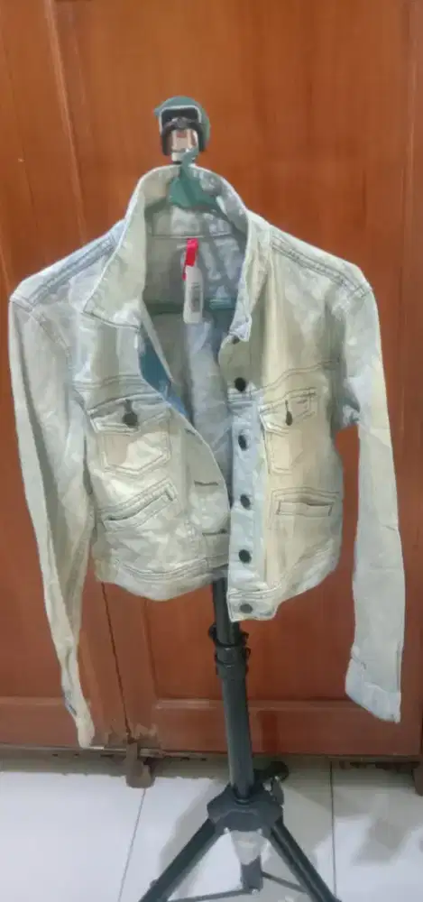 Jual jaket denim baru