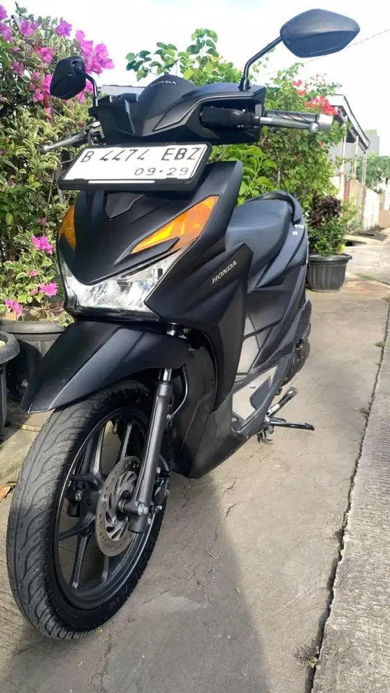 Honda All New Beat Deluxe tahun 2024 Matte Black