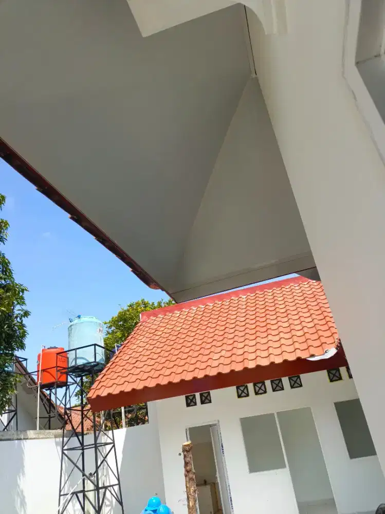 BAJA RINGAN DAN INTERIOR RUANGAN