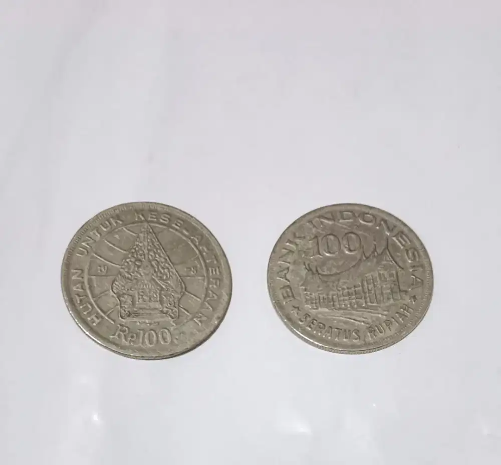 Uang logam kuno 100 rumah minang 1978