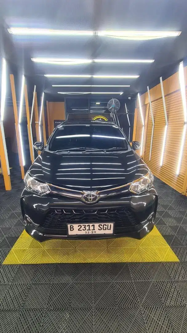 TOYOTA GRAND NEW AVANZA VELOZ  1.5 AT (2015)