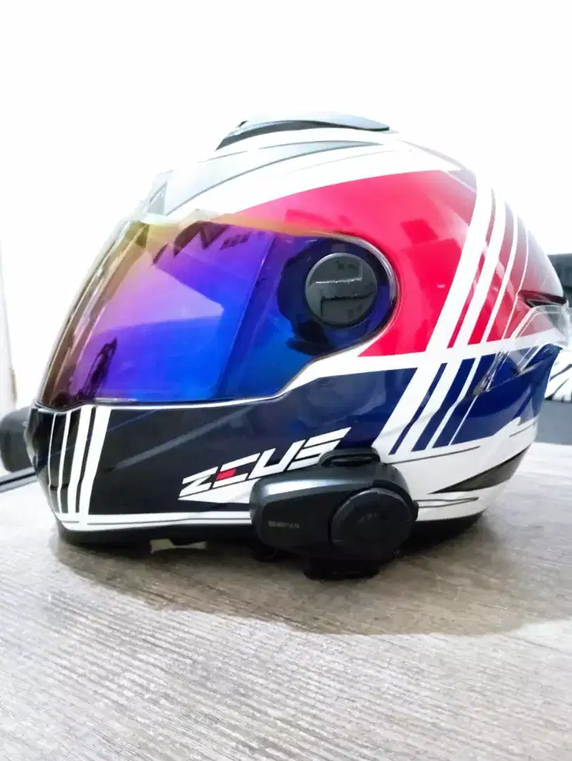 Helm fullface zeus 811