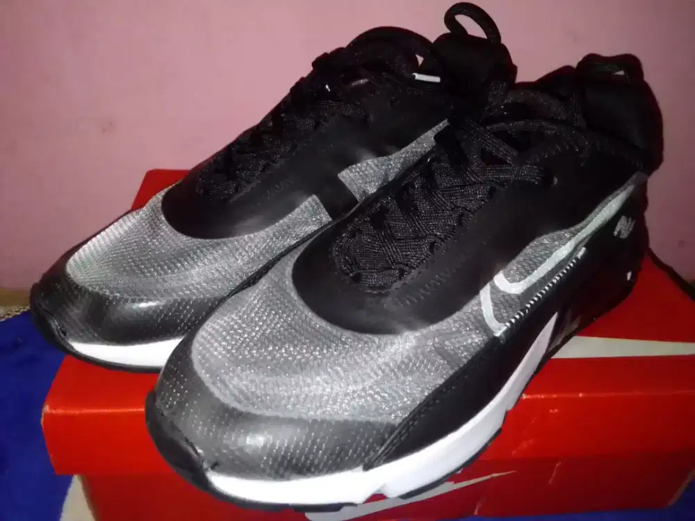 Sepatu Nike Airmax 2090 BNIB