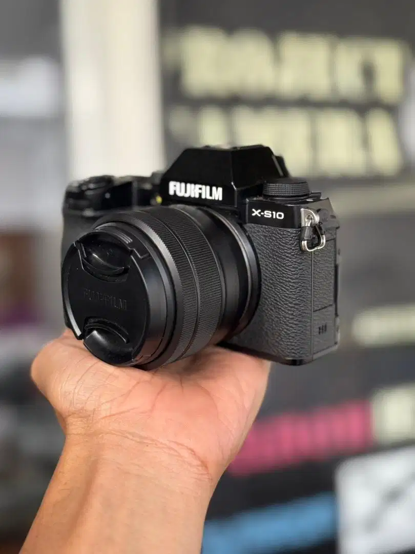 Fujifilm XS10 X S10 Kit Box Lengkap Mulus Garansi Box Lengkap