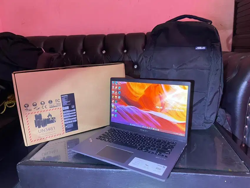 TERIMA JUAL BELI LATOP BEKAS MACBOOK IPAD TABLET CAMERA ATAU MATOT