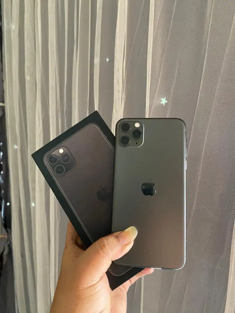 Iphone 11 pro Max 256gb All Operator (GREEN)