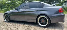 BMW 320i 2008 Bensin