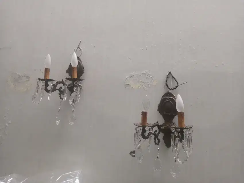 Di jual 1 set lampu kristal kondisi masih bagus