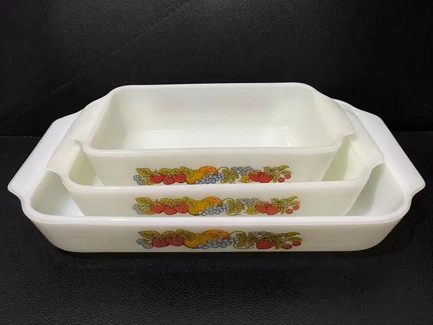 Set Pyrex Persegi Panjang