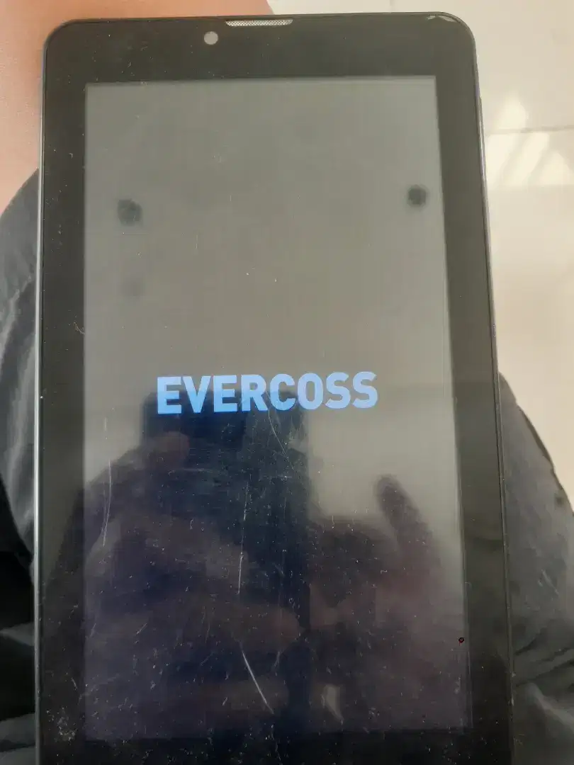 Jual tablet evercoss u70b normal komplit dus buku ram3/32