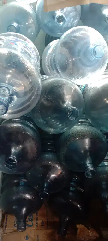 Aqua Galon (kosongan)