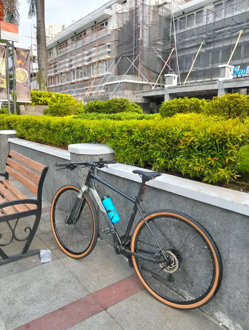hybrid bike POLYGON PATH 3